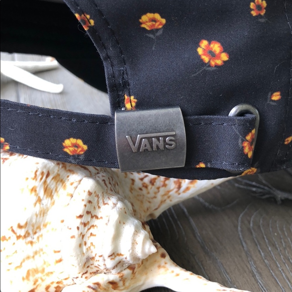 🌴🌼VANS- FLORAL HAT🌼🌴 - Picture 6 of 6